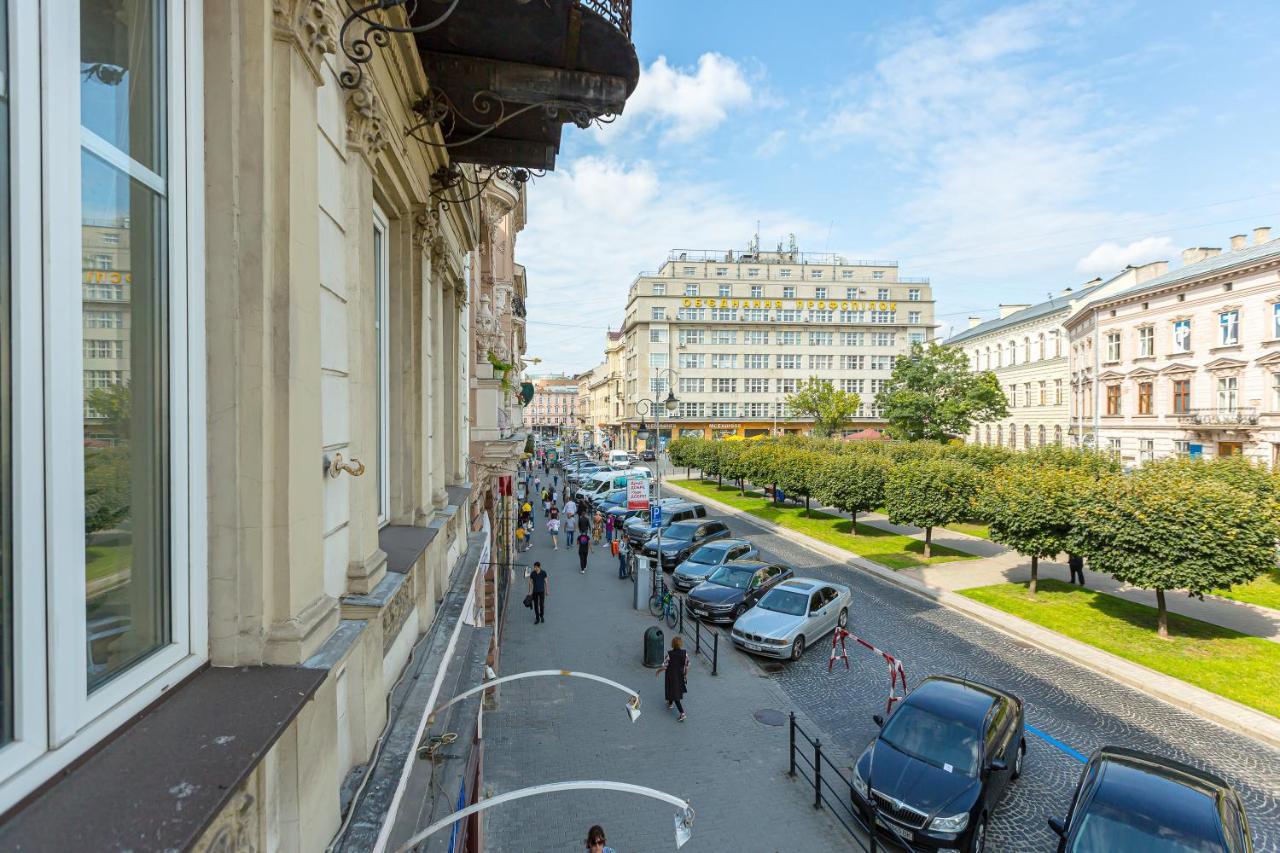 Центр На Вулиці Проспект Шевченка 12 Навпроти Макдональса З Балконом Apartment Liov Exterior foto