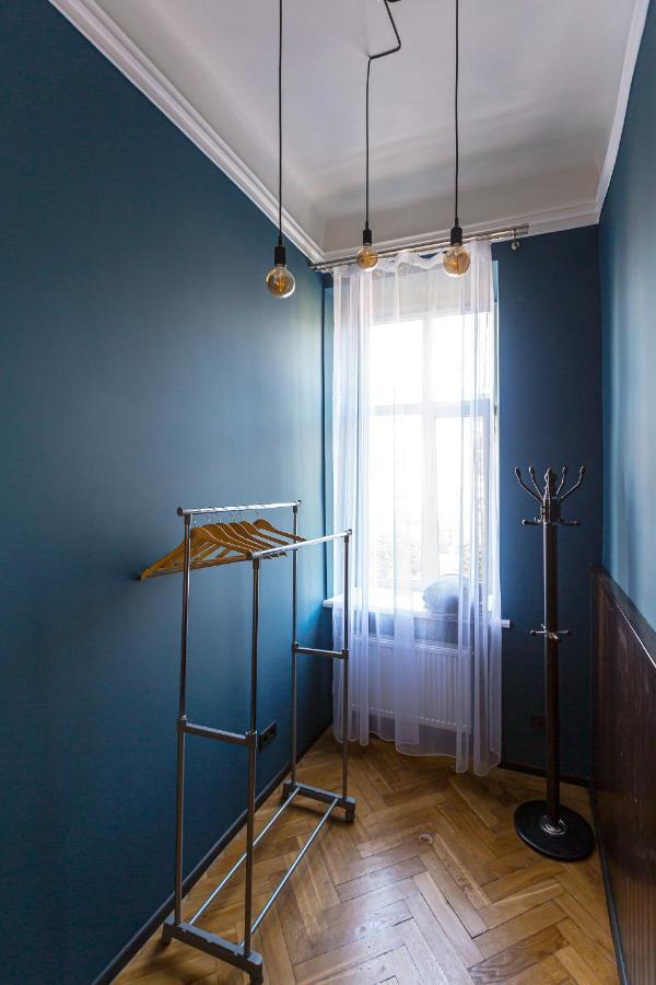 Центр На Вулиці Проспект Шевченка 12 Навпроти Макдональса З Балконом Apartment Liov Exterior foto